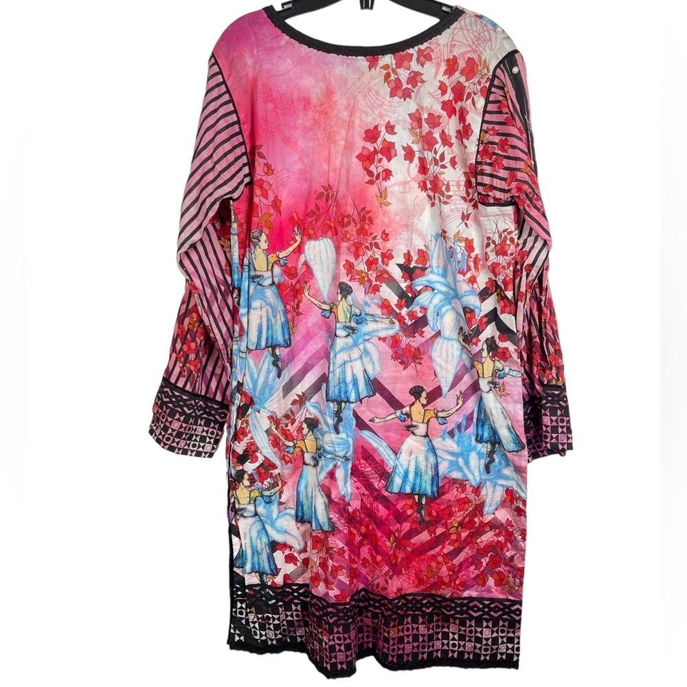 Threads & Motifs Colourful Tunic Top With Dancer Design Size Medium